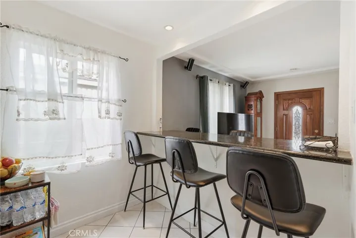 1785 W 36th, Los Angeles, California 90018