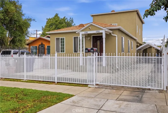 1785 W 36th, Los Angeles, California 90018