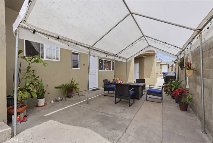 1785 W 36th, Los Angeles, California 90018