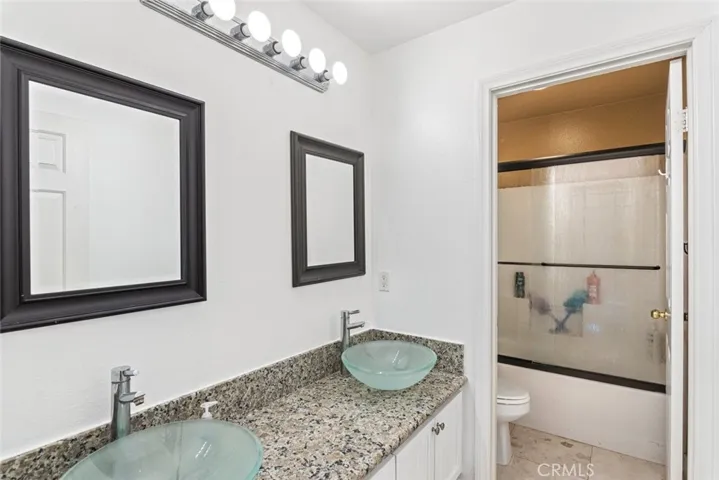 Bath 5, 2nd Story