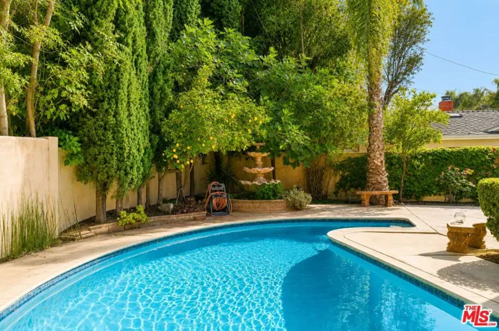 23018 Bigler Street, Woodland Hills, California 91364