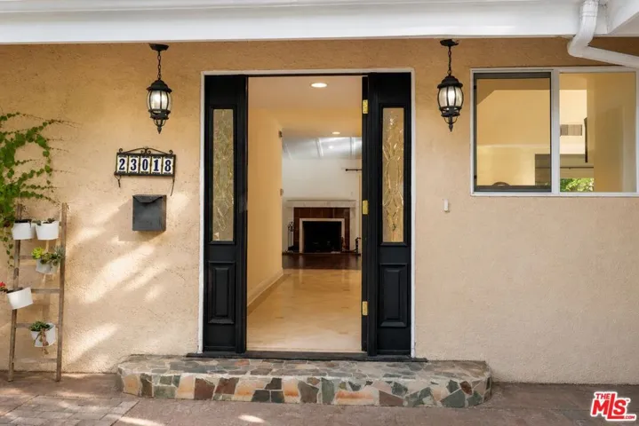 23018 Bigler Street, Woodland Hills, California 91364