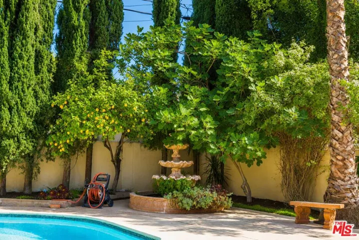 23018 Bigler Street, Woodland Hills, California 91364