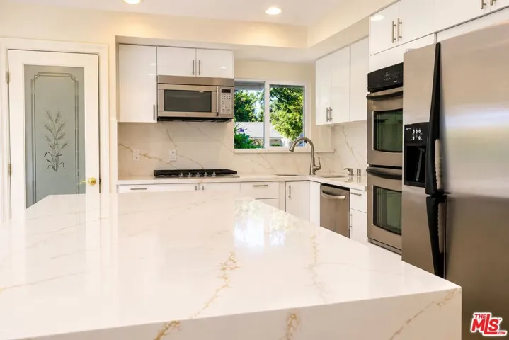23018 Bigler Street, Woodland Hills, California 91364