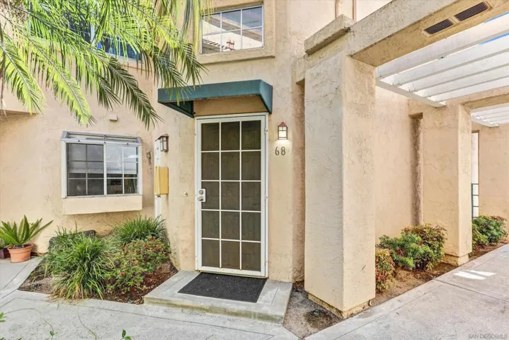 12038 Calle De Leon 68, El Cajon, California 92019