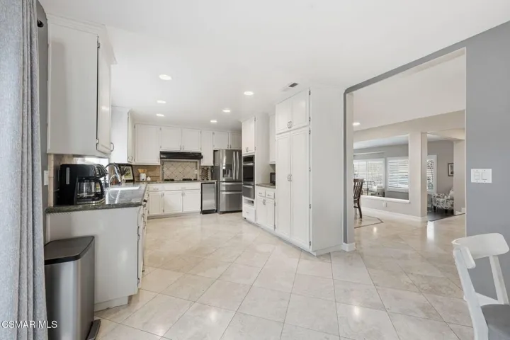 36-web-or-mls-11607-e-buttercreek-rd