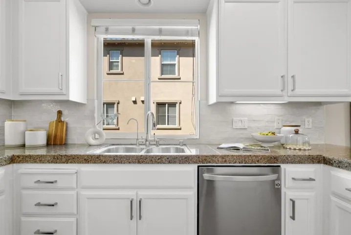 1886 Garzoni Place, Santa Clara, California 95054