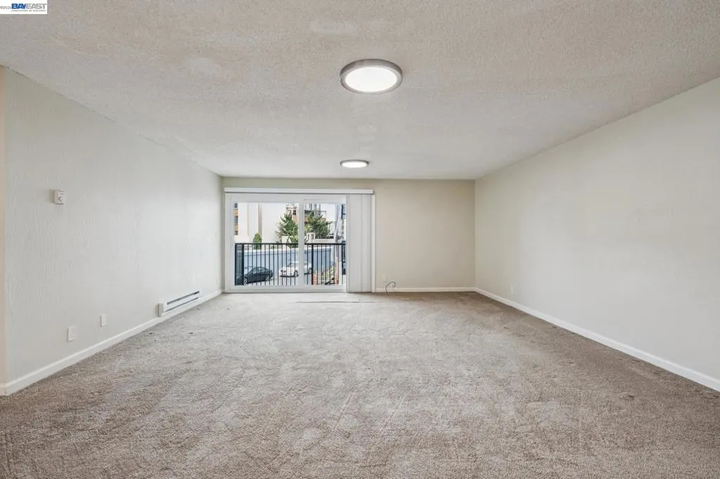 960 Shorepoint Ct 120, Alameda, California 94501 — photo 4