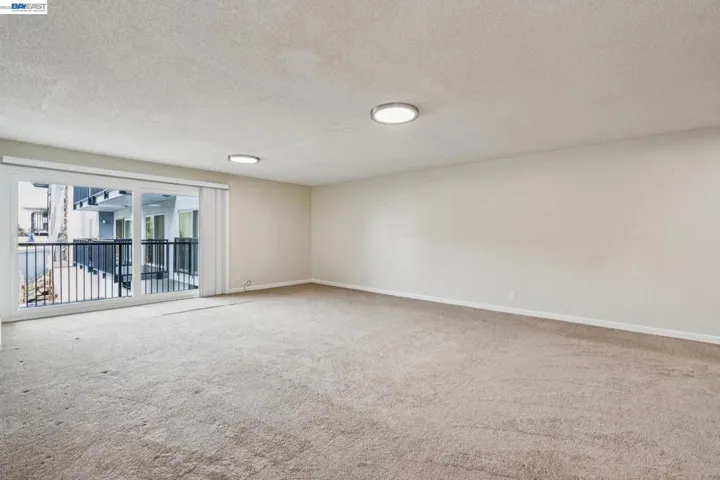 960 Shorepoint Ct 120, Alameda, California 94501