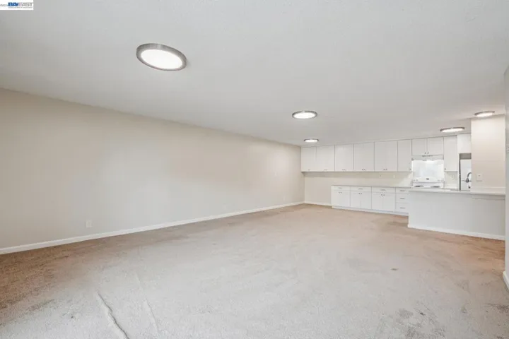 960 Shorepoint Ct 120, Alameda, California 94501