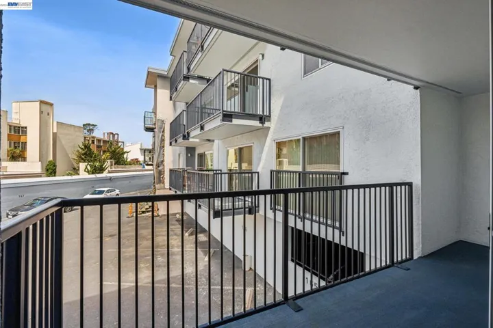 960 Shorepoint Ct 120, Alameda, California 94501
