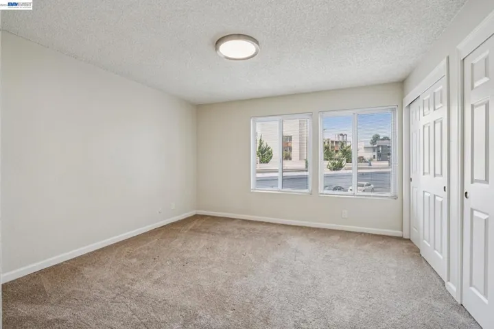 960 Shorepoint Ct 120, Alameda, California 94501