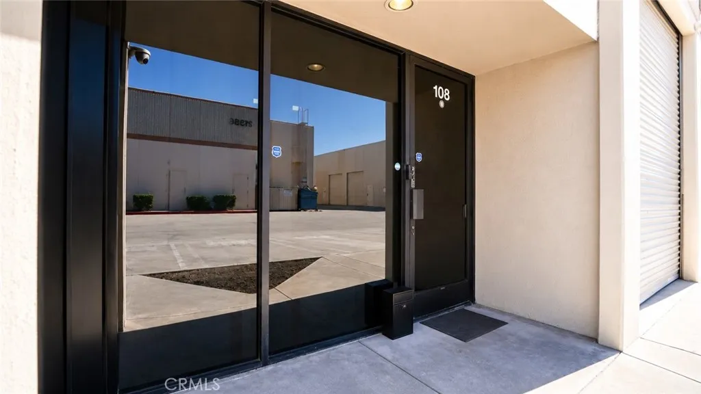 21352 Nordhoff, Chatsworth, California 91311 — photo 5