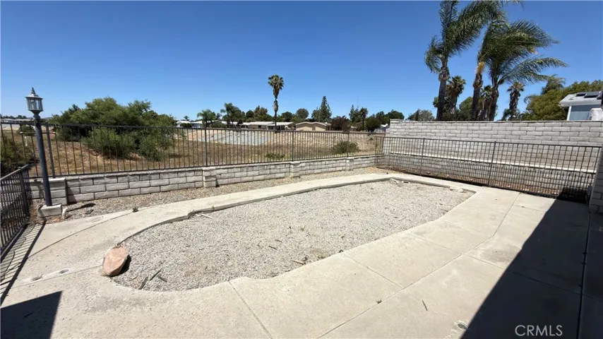 1561 Ailanthus, Hemet, California 92545