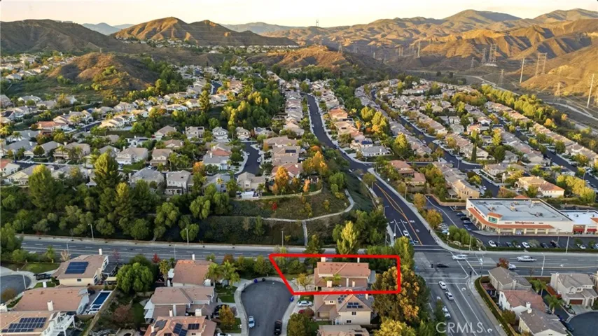 28360 Easton Lane, Saugus, California 91350
