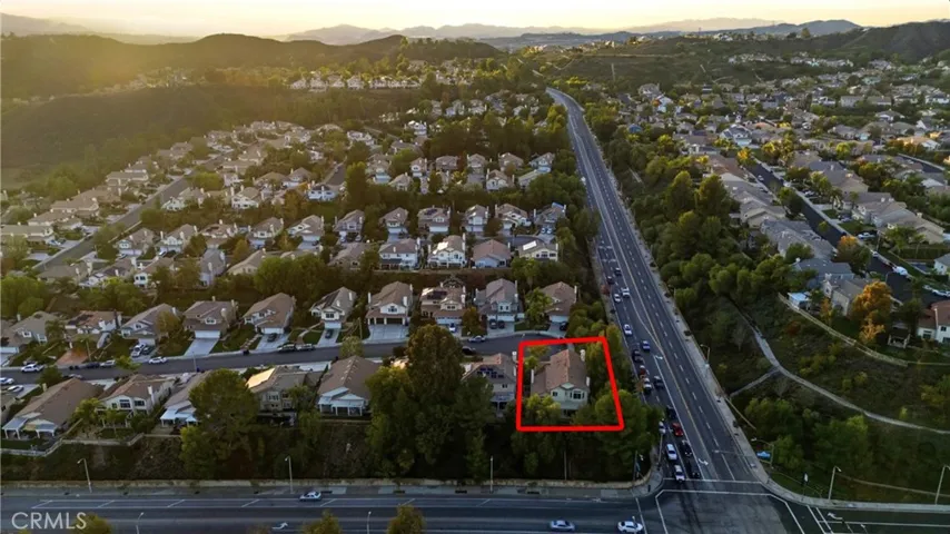 28360 Easton Lane, Saugus, California 91350