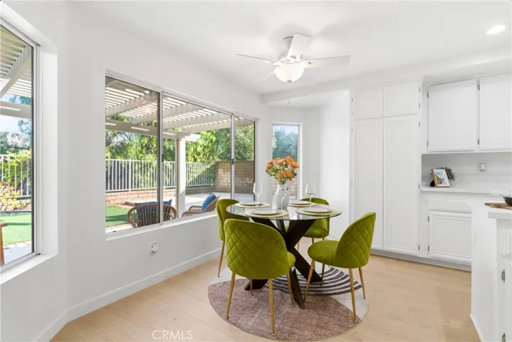 28360 Easton Lane, Saugus, California 91350