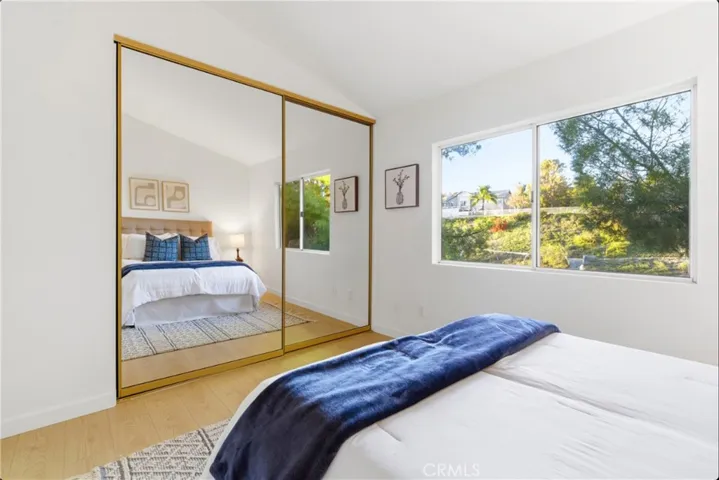 28360 Easton Lane, Saugus, California 91350