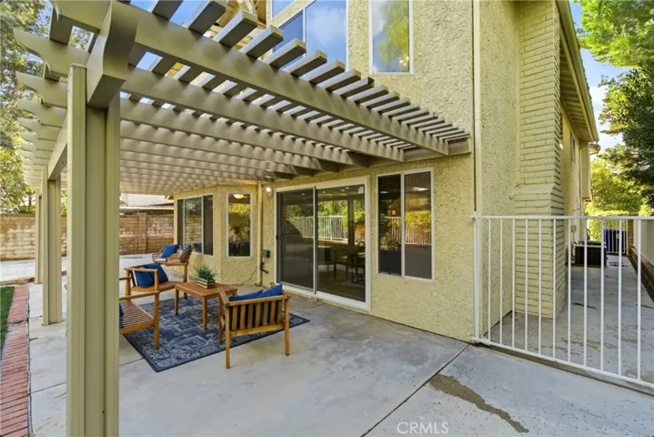 28360 Easton Lane, Saugus, California 91350