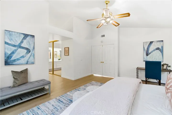 28360 Easton Lane, Saugus, California 91350