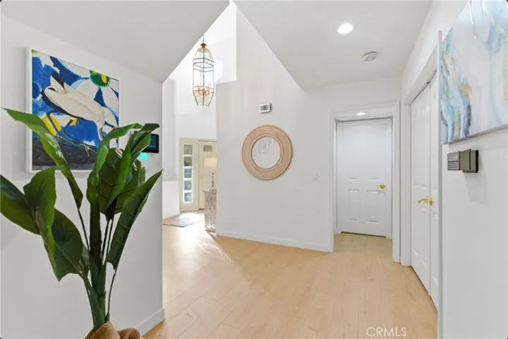 28360 Easton Lane, Saugus, California 91350
