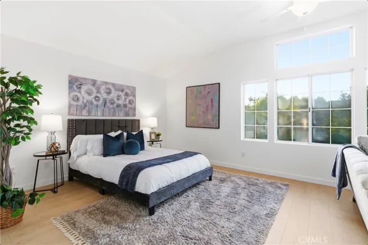 28360 Easton Lane, Saugus, California 91350