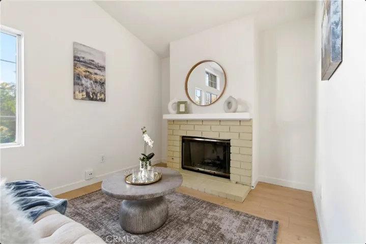 28360 Easton Lane, Saugus, California 91350
