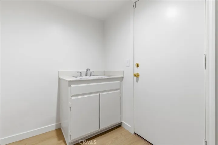 28360 Easton Lane, Saugus, California 91350