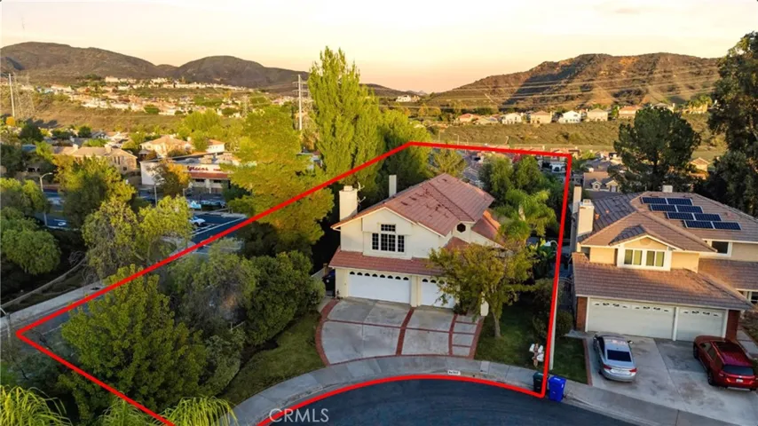 28360 Easton Lane, Saugus, California 91350