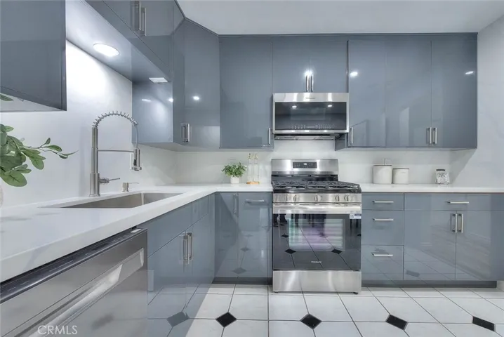 Modern Kitchen