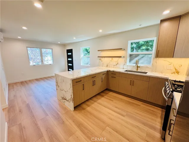 Viewe from kitchen to living room