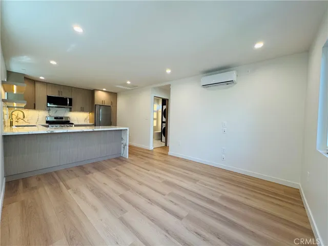 Living room and kitchen from entrance