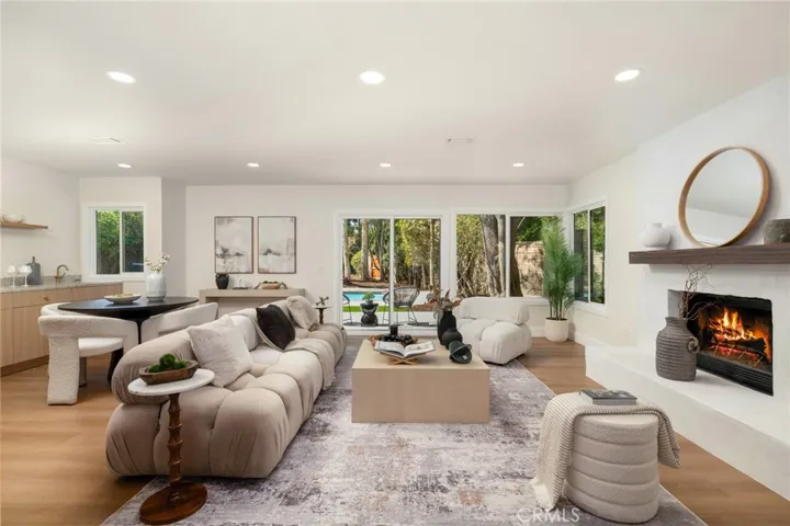 17331 Labrador, Northridge, California 91325