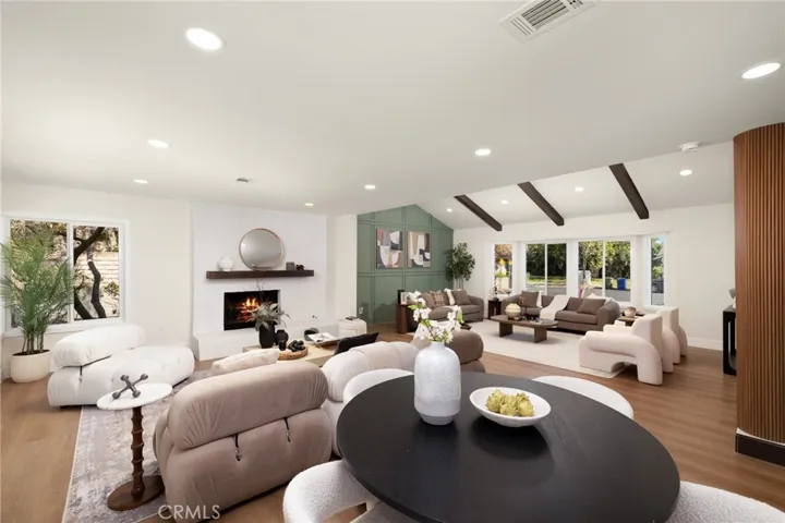 17331 Labrador, Northridge, California 91325