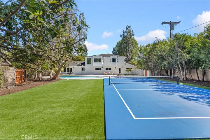 17331 Labrador, Northridge, California 91325