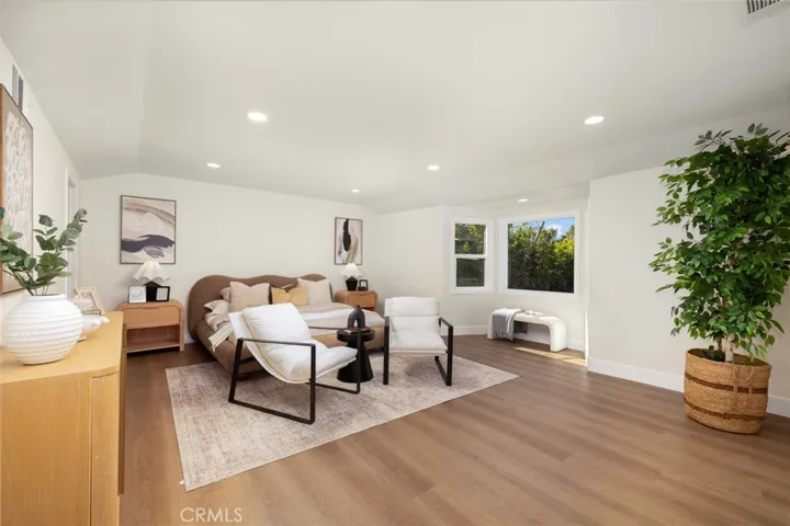 17331 Labrador, Northridge, California 91325