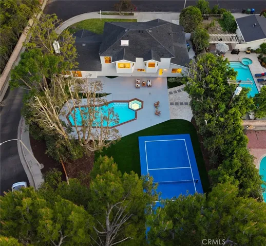 17331 Labrador, Northridge, California 91325