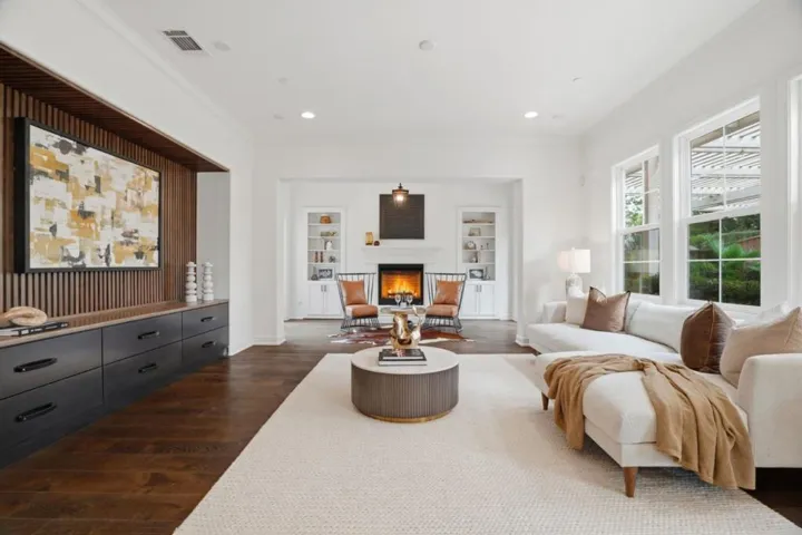18220 Tolusa Place, Morgan Hill, California 95037