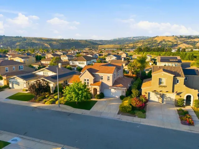 18220 Tolusa Place, Morgan Hill, California 95037