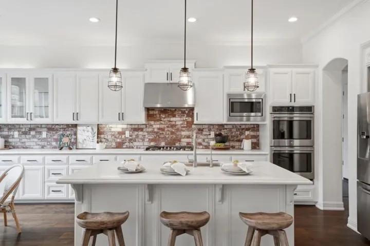 18220 Tolusa Place, Morgan Hill, California 95037
