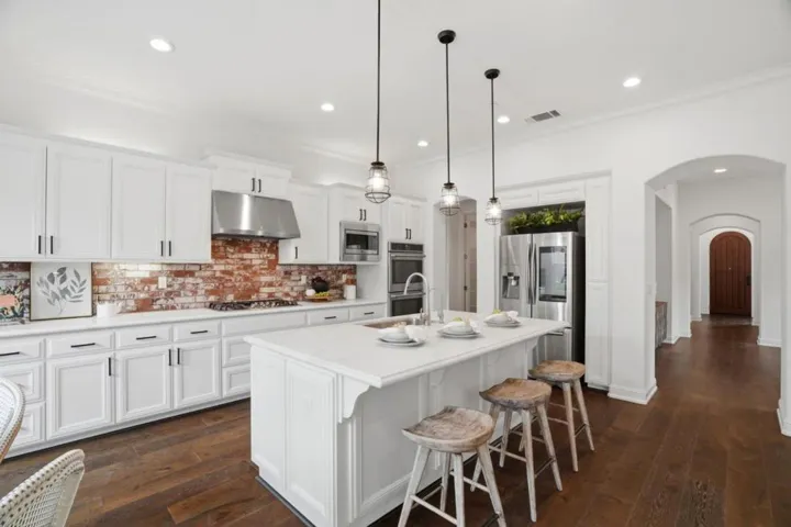 18220 Tolusa Place, Morgan Hill, California 95037