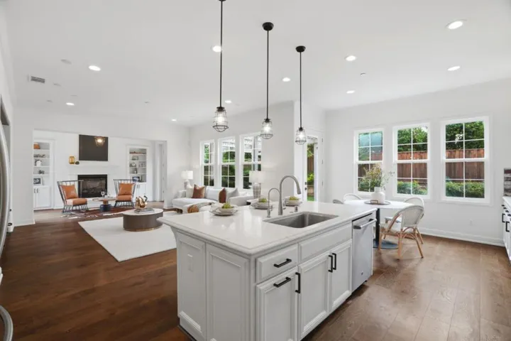 18220 Tolusa Place, Morgan Hill, California 95037