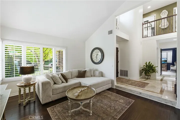 22029 Rodeffer Place, Saugus, California 91350