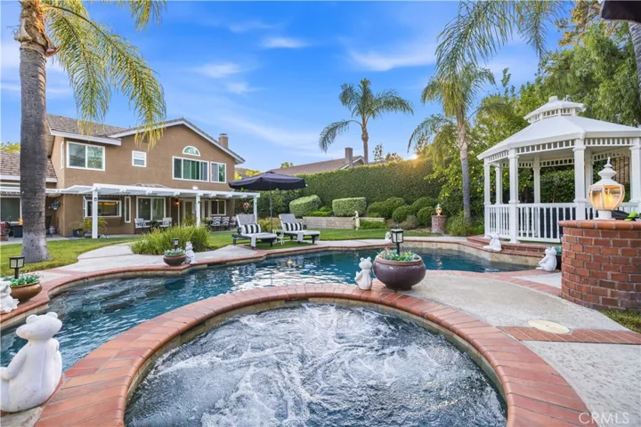 22029 Rodeffer Place, Saugus, California 91350