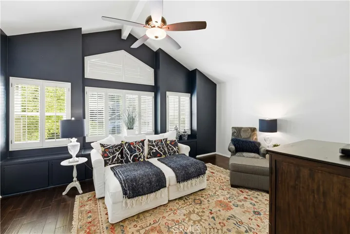 22029 Rodeffer Place, Saugus, California 91350