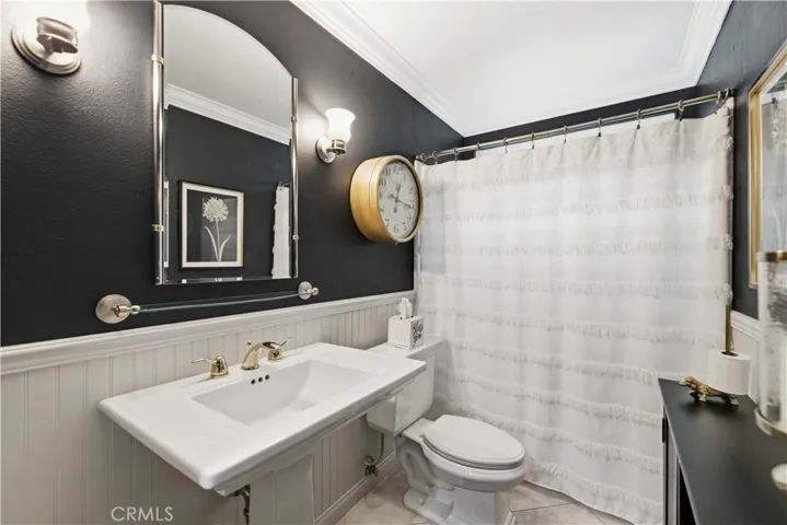 22029 Rodeffer Place, Saugus, California 91350