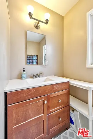 9885 Lev Avenue, Arleta, California 91331