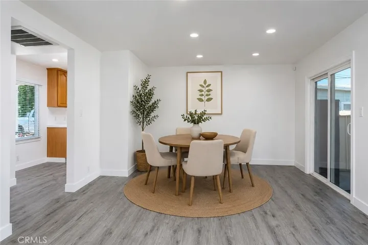 Virtually Staged Living / Dining Room Combo