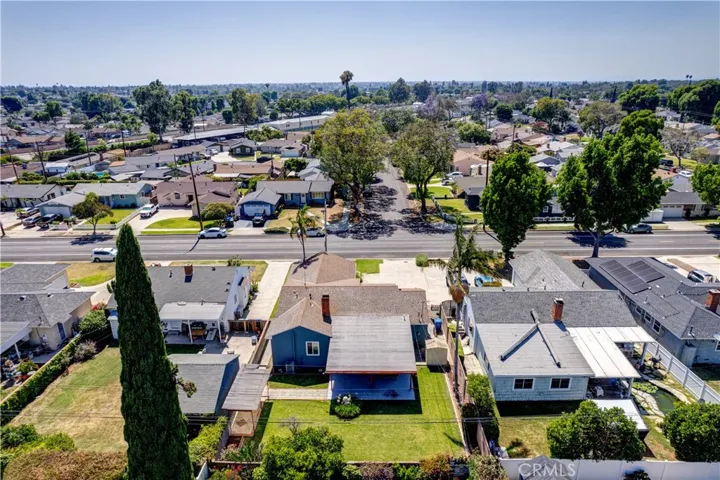 Neighborhood View