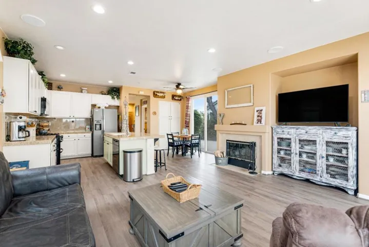 75 Paseo Drive, Watsonville, California 95076